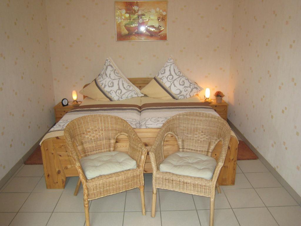 Sch Ne Wohnung In Der Moselregion Kinheim Экстерьер фото