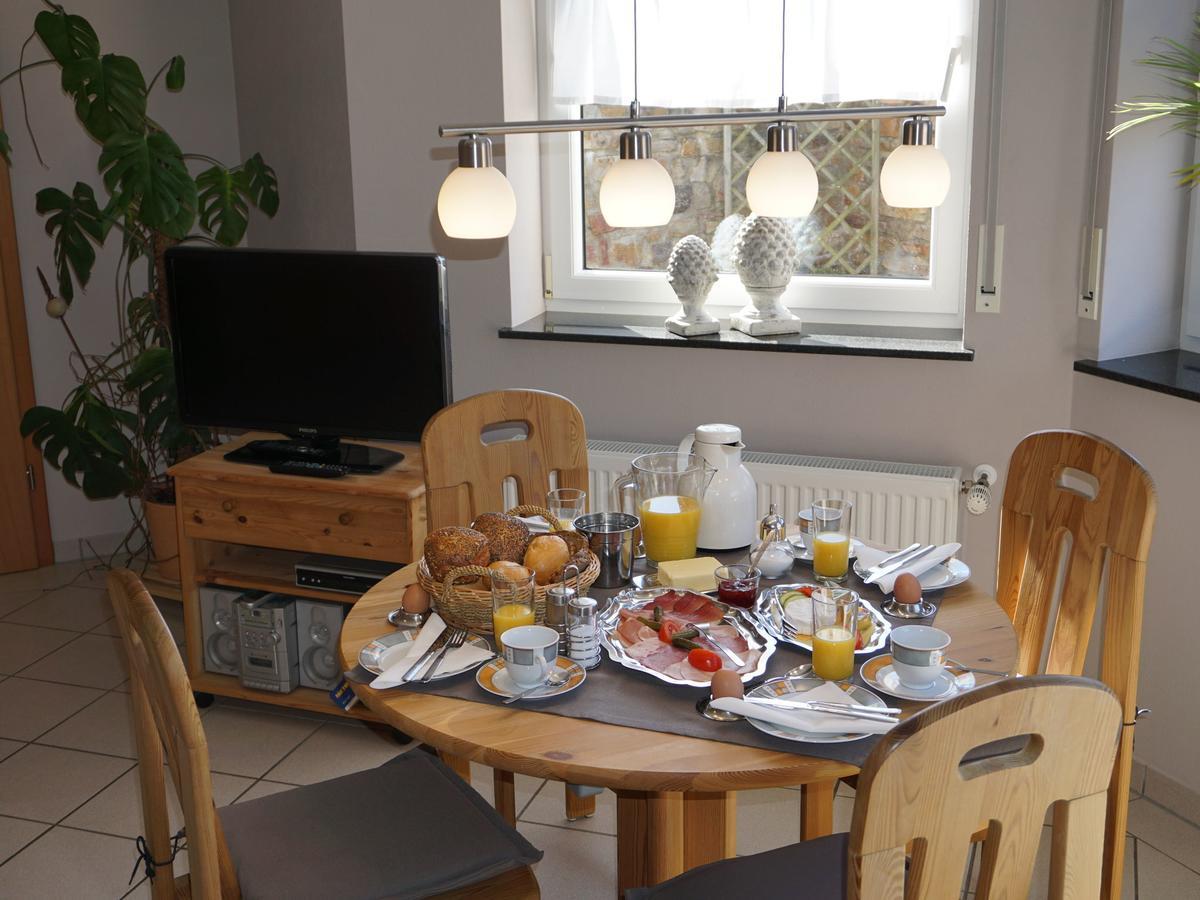 Sch Ne Wohnung In Der Moselregion Kinheim Экстерьер фото
